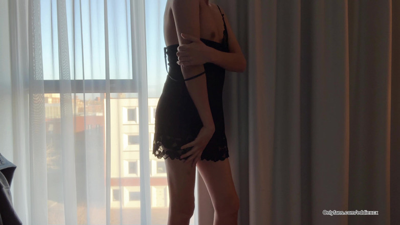 eddiexcxc: Linda Femboy bouge son cul devant la caméra