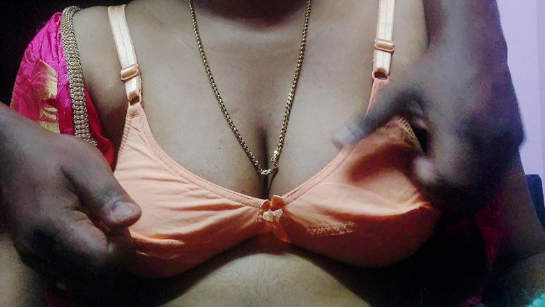 Desi Mohini: Indiana dona de casa quente vídeo hindi audio