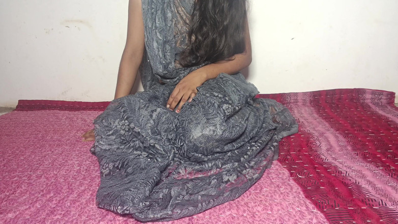 Hot_girl: Ta tatie komal se fait baiser par la grosse Kheera -...