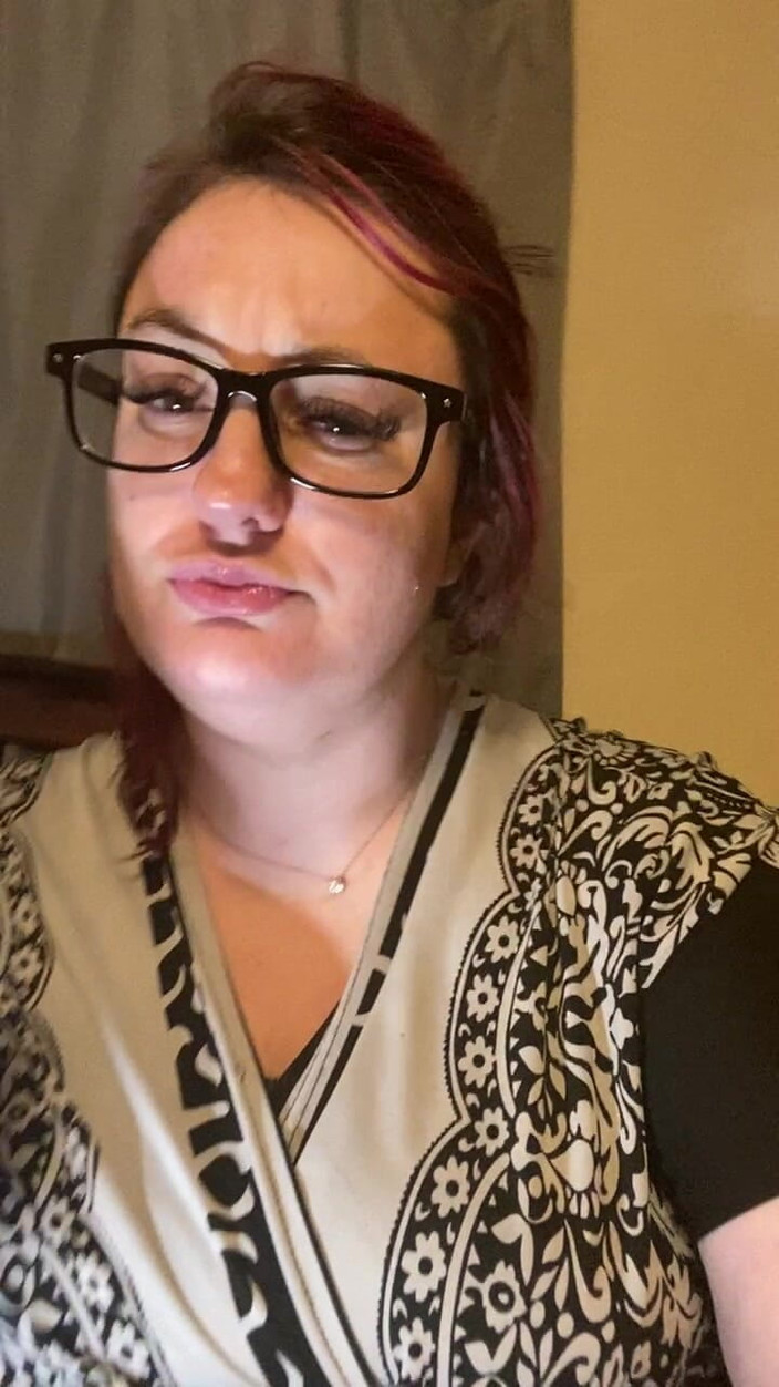 BellaBlast: Chugging a cola - сексуальна послідовність з крупним планом! Багато звуків! Другий епізод