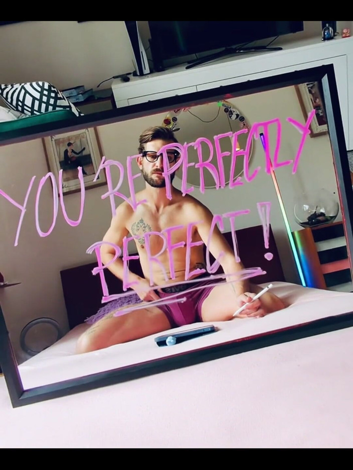 BohemianBoy: Přestávka v práci ... ale stále dokonale perfektní