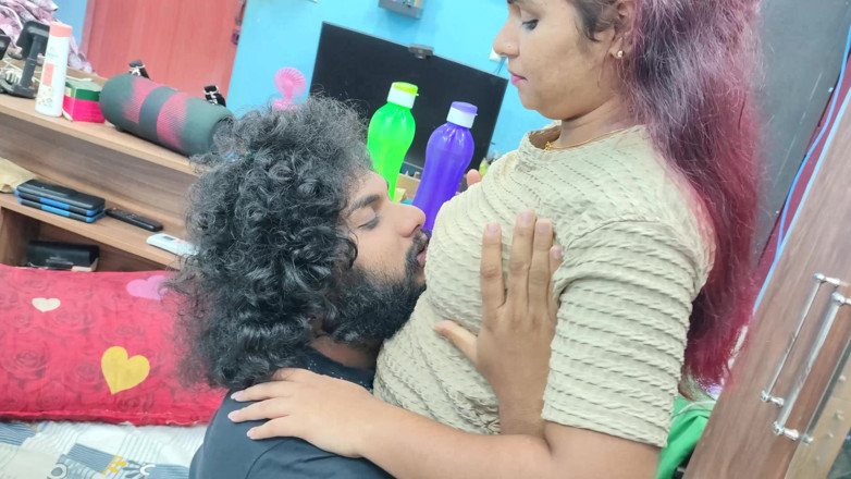 Vaishnavysharunraj: Ass Kiss Romance with Boobs Suck