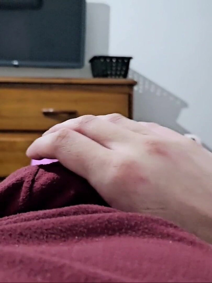 Lkdick8: Хочеш відсмоктати мій член?