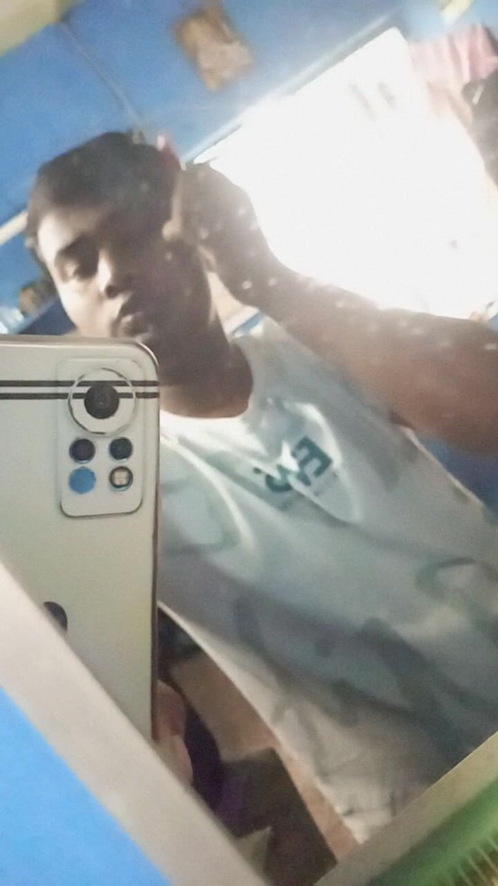 Sweet Indian cock: 德西男孩