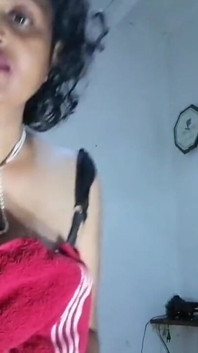 Ep4 Desi la matrigna ha trovato la cam del figliastro e si è spogliata