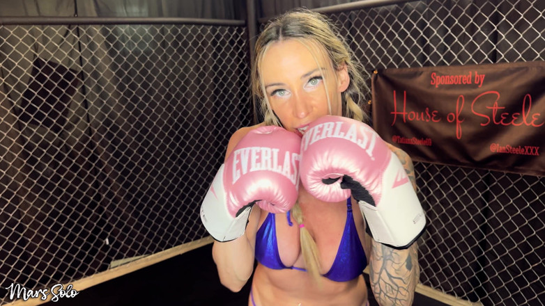 Mars solo: Boxing zápas: Mars Solo &amp; Sam Stout go rukavice v této...