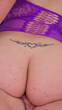 Pierwszy film PAWG w wieku 19 lat