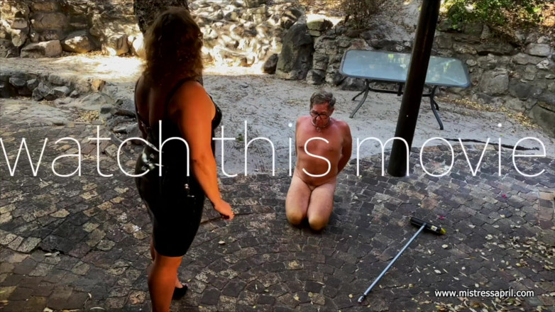 Mistress April: Stăpâna dominatoare April - antrenamentul sclavului