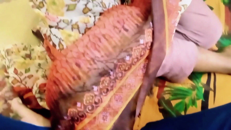 Black Beauty20: Ibu tiriku pengen dientot habis-habisan