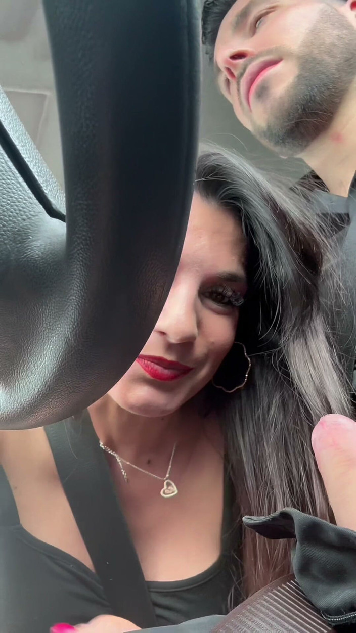 LolaDelucaoff: A Car Ride