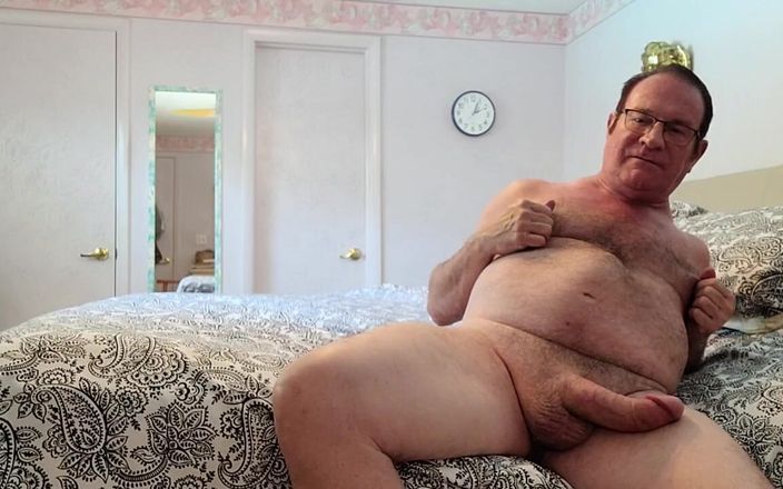DaddyLNargo: Szarpanie w łóżku