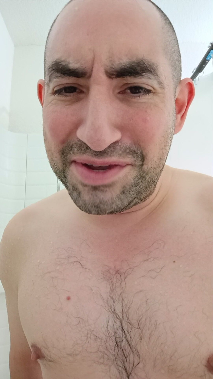 Brandon Lee: Douche với phong trào ruột