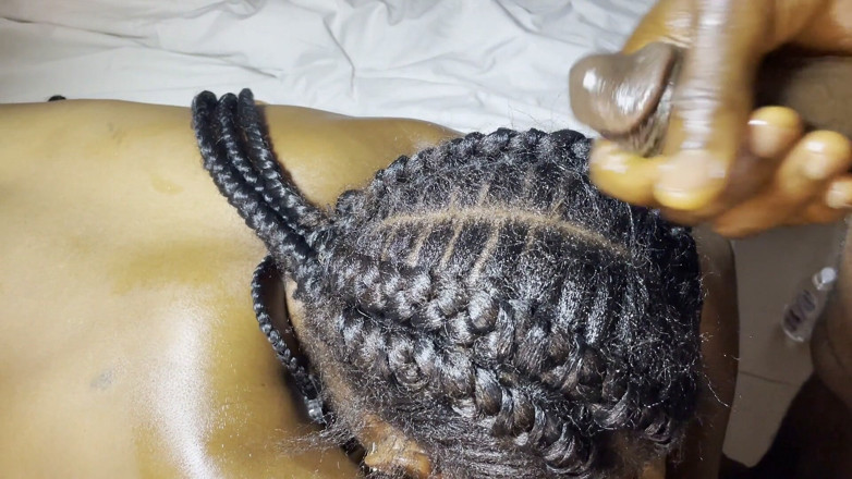 African Beauties: Haarfetisj voor zwarte tiener die sperma krijgt