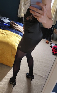 JessicaXD: Mmm, jaké pěkné černé oblečení