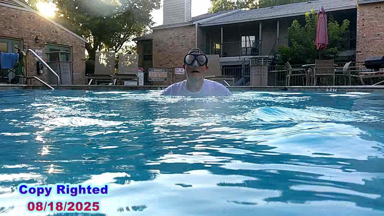 BBW nurse Vicki adventures with friends: Diversión salvaje húmeda al sol, video completo