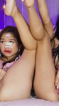 เลสเบี้ยนเงี่ยนจัด รูดหีด้วยกันหลังโชว์