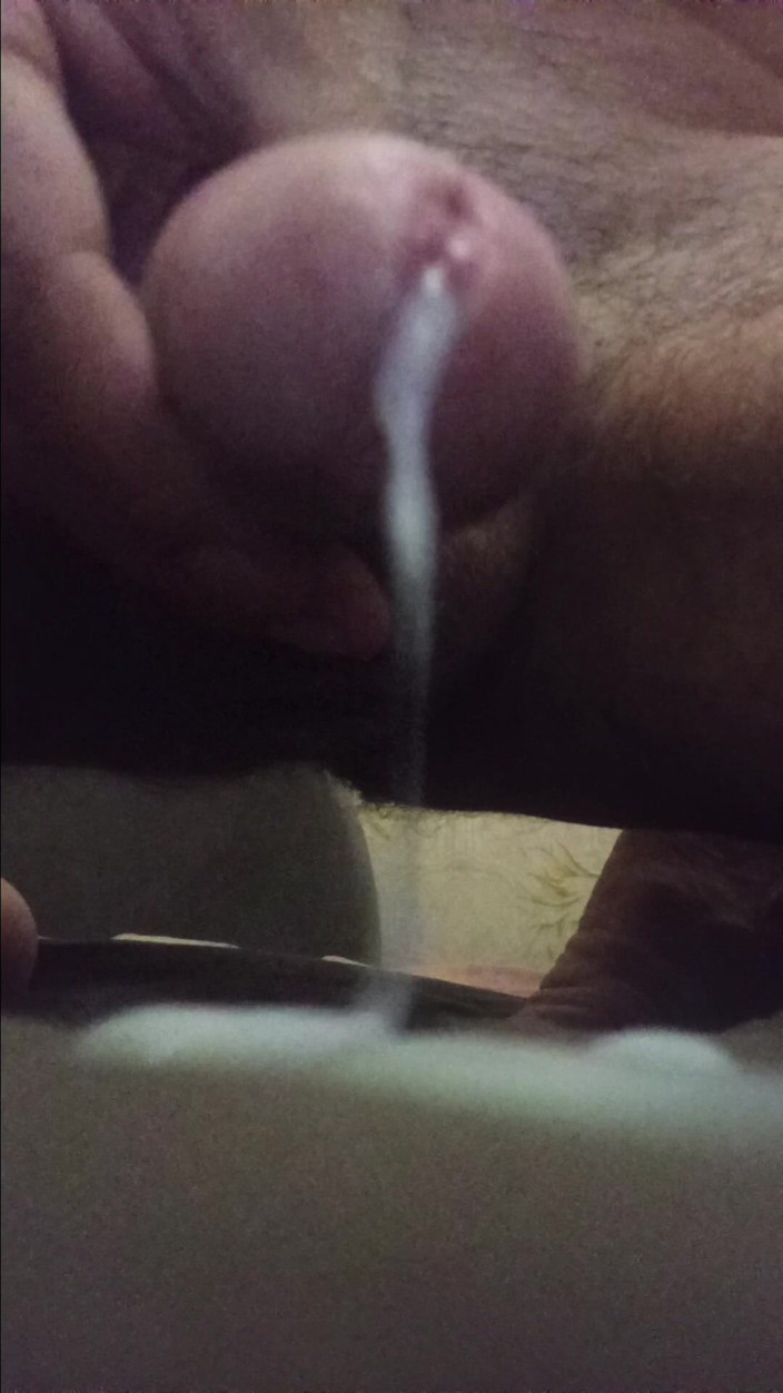 Pandora-DVA: Solo of a Big Shaved Dick with a Beautiful Head,...