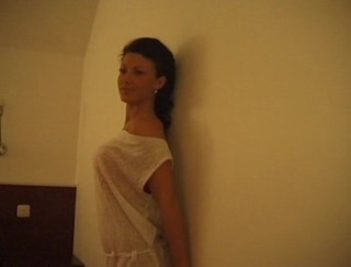 Flash Model Amateurs: Fotografowanie z oszałamiającą brunetką