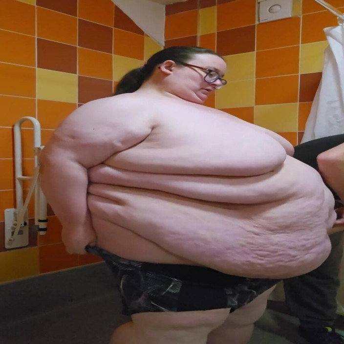 SSBBWLadyBrads: Probare de costum de înot