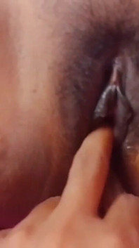Desi Girlfriend Pussy Fuck and Fingering