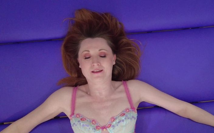 Lily kink: Fetish Merintih: The Screams