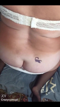 Sexy Wife Lowered Her Panties and Let Her Pussy Be Fucked