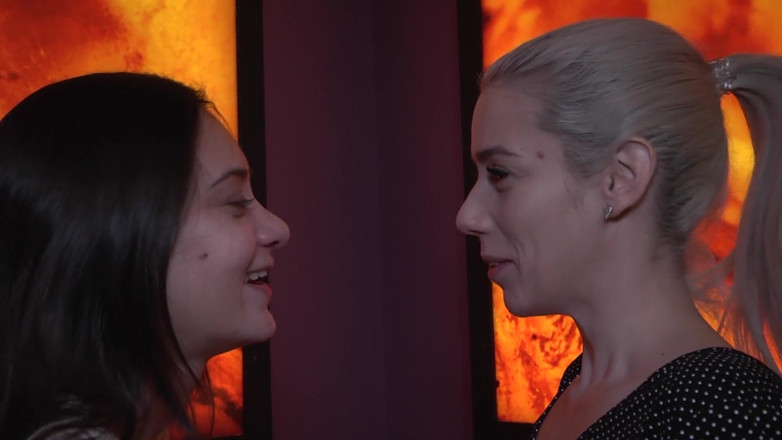 SapphoFilms - By Nikoletta Garian - Real Lesbian: Wanita lesbian super panas sukakan pepek lembap mereka