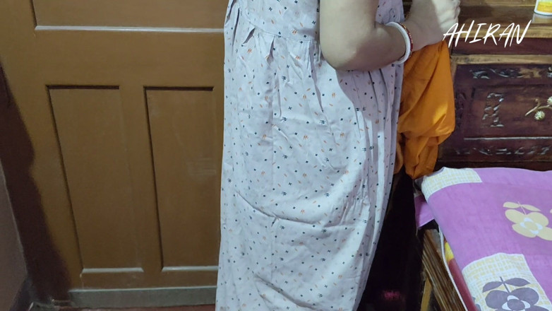 Aahan Ahiran: Indian Desi Village Girl and Boy Forplay. Yellow Petticoat view...