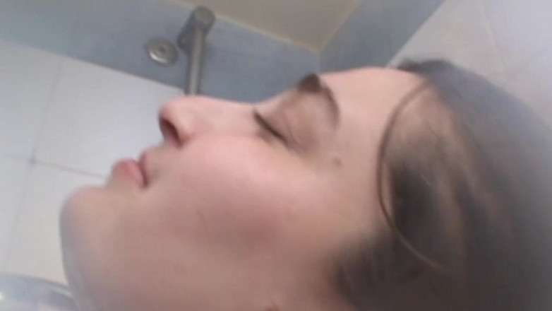 Real Home Made: Hot masturbation under the shower