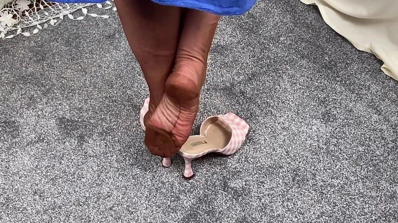 Mr MF: Mrs Mature Feet Strips After Coming Home From Church