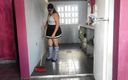 Amateur 69 Hot: Ik heb een Venezolaanse schoonmaakster ingehuurd en ze neukt elke...