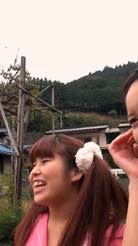 3 japanische teenager aus Tokio-Stadt von den Reisbauern gefickt