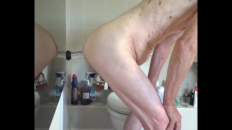 bigears: Den Schwanzdildo Mit Ballgewichten Reiten