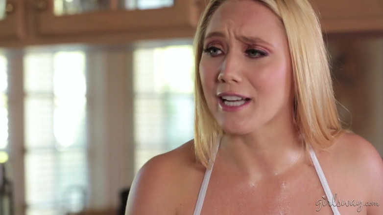 Girlsway: GIRLSWAY - Squirting stories: Wet yoga