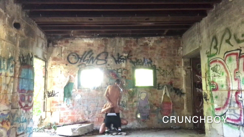 Bareback porn with straight boy: Francouzská pornohvězda ošukaná venku tátou