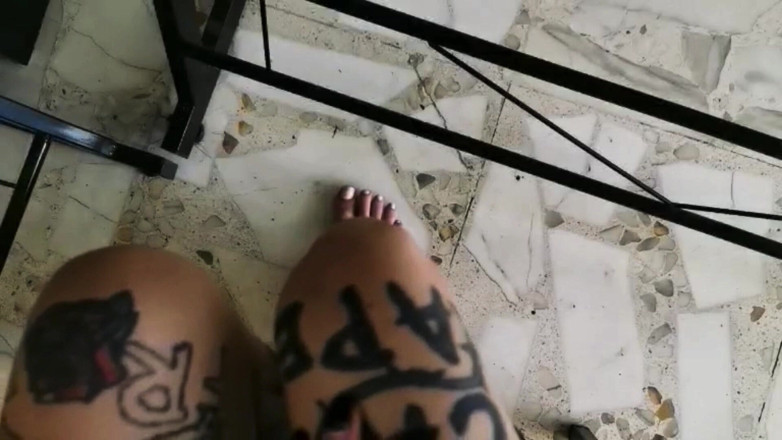 Your italian goddess: Dewi Itali anda masih di bawah sana?