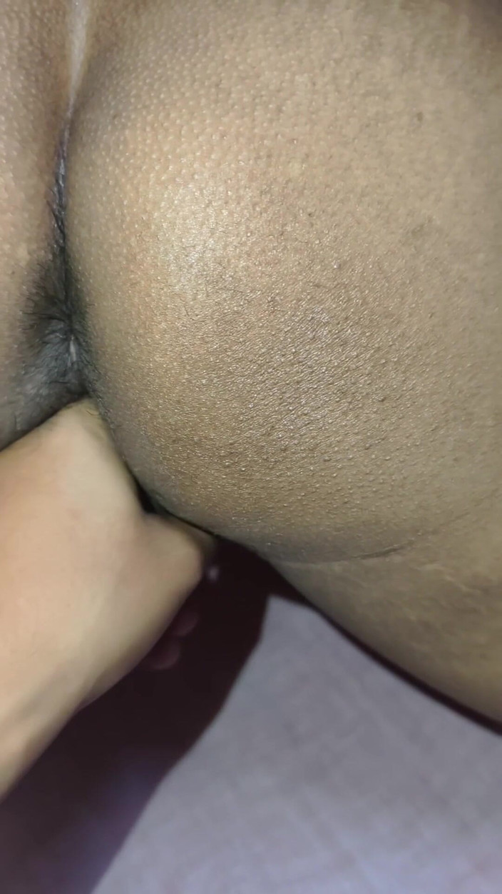 Ranaghat: Yenge kocası tarafından birden fazla pozisyonda sikiliyor