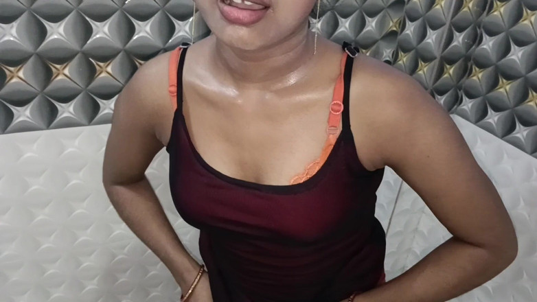 LateralChain349: Hot Indian Babe Sloppy Deepthroat &amp; Tongue Out Blowjob - Amateur Desi