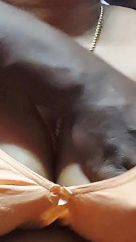 Desi Big Naturals Tetek Bhabhi