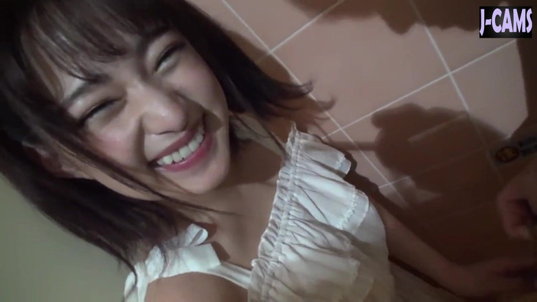 J-Cams: Une beauté charmante. Rendez-vous espiègle avec un sourire espiègle, partie 5