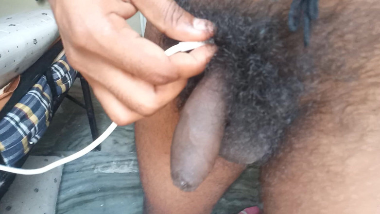 KUMBHA MANOJ KUMAR: Xhard a été accusé en Inde