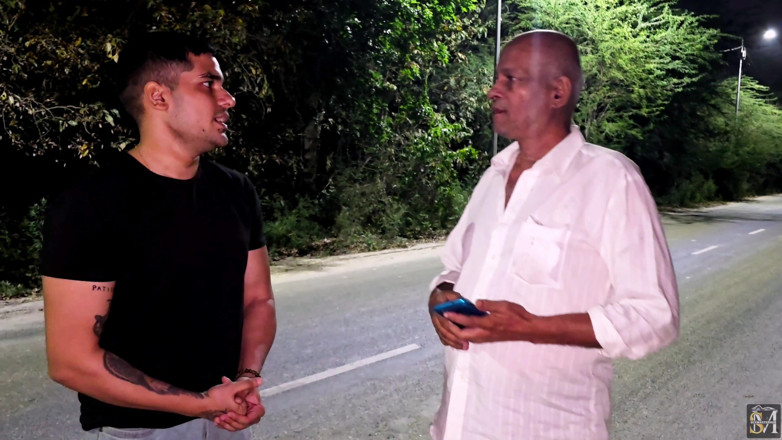 SexmasterHub: Asian Indian Man Waiting a Girl in Road for Sex...
