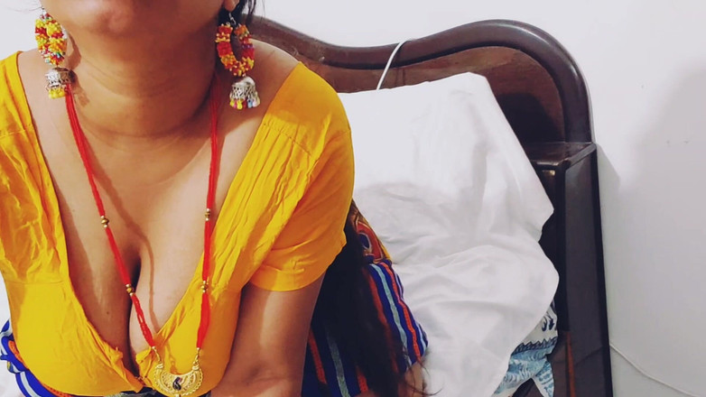 Hotty Jiya Sharmaa: Geile Devar fickt wunderschöne, frisch verheiratete indische bhabhi