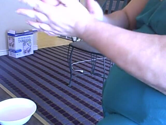 BBW nurse Vicki adventures with friends: Apply hand lotion and red nail polish for you