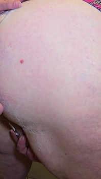 Anal Seks - 18. Doğum Günü Hediyesi. Hoşuna Gitti. Büyük Göt