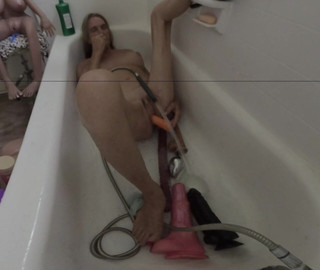 Lizzy Yum VR: Lizzy Yum VR 2025 Dilating Edging