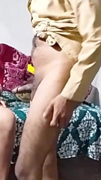 Sexe kiya upar uthakar bahut vitesse se jhatake
