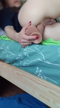 Stretching My Ass Before Some Nice Anal Sex