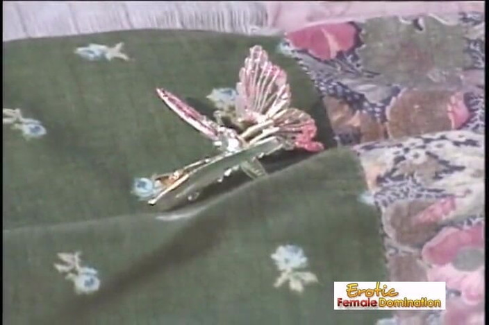 Erotic Female Domination: カップルが家でキンキーなハードコアなセックスをする