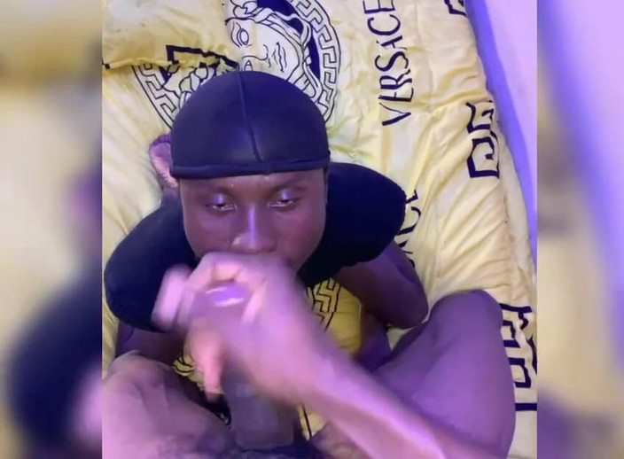 Stilesbhalifa1: Stilesbhalifa1 и его шлюшка